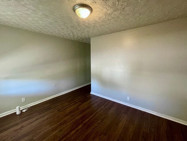 Photo - 401-03 S Randolph Apartment