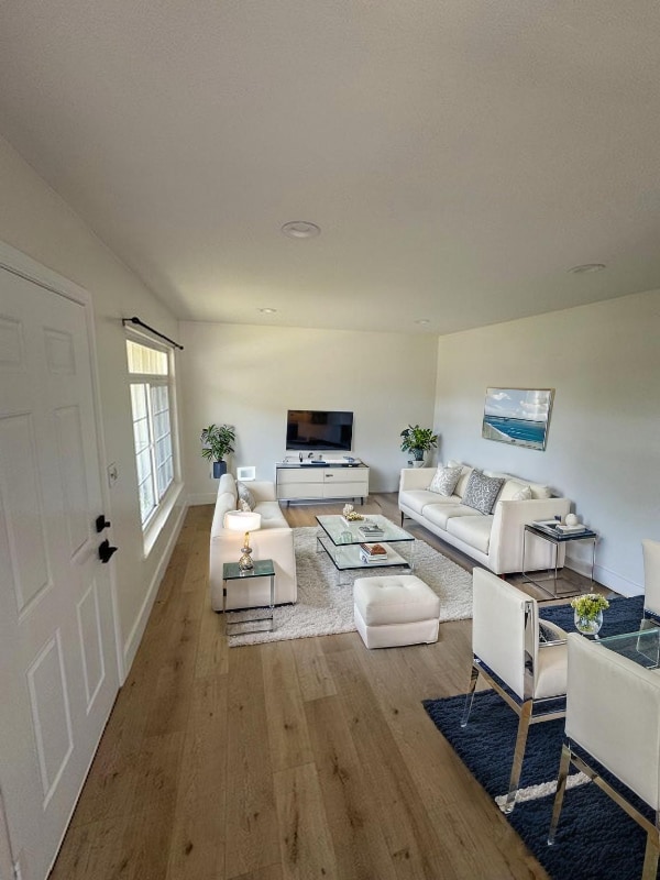 Building Photo - 9671 Maureen Dr