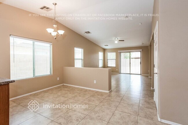 Foto del edificio - 45373 W Desert Garden Rd