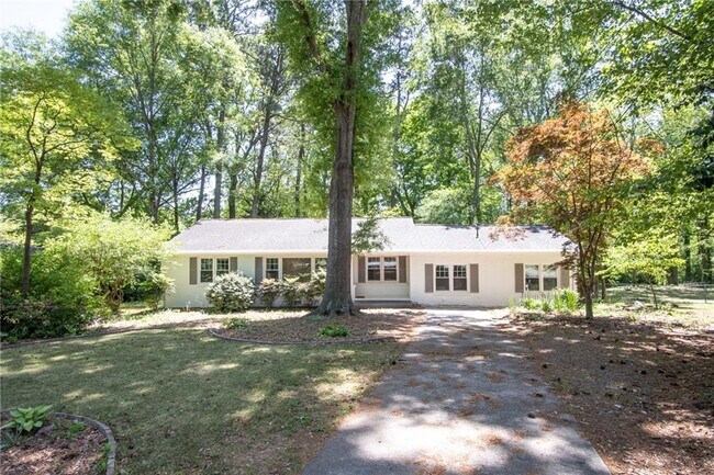 Foto del edificio - 202 Shawnee Trail SE