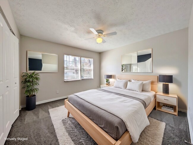 Foto del edificio - Yellow Pine Townhomes