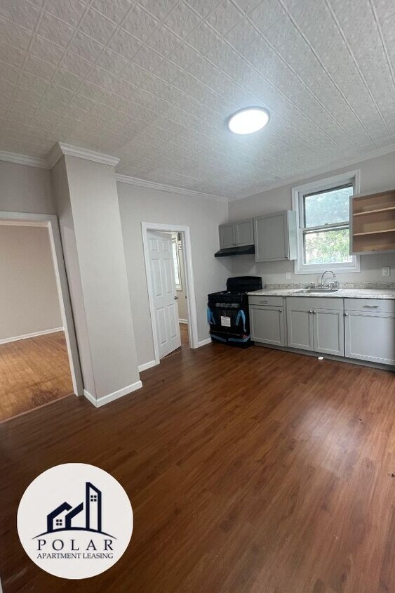 Photo - 72 E 26th St (Bayonne, NJ)
