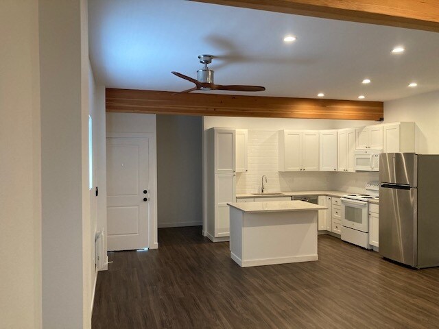 Primary Photo - 453 SW 153rd St