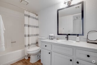 2BR, 2BA - 1,040 SF - Be Mesa