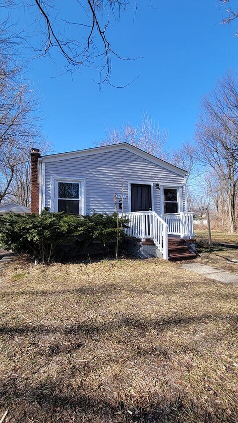 Primary Photo - 19457 Evergreen Rd