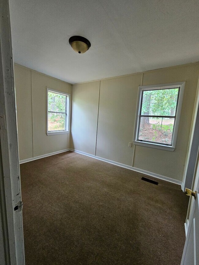 Foto del edificio - 4 bedroom/2 bathroom house in Florence, ju...