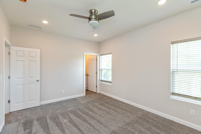 Upstairs Unit A Primary Bedroom - 752 N Elder Ave