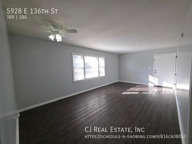 Building Photo - 5928 E 136th St