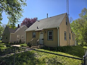 Building Photo - 432 Gable St