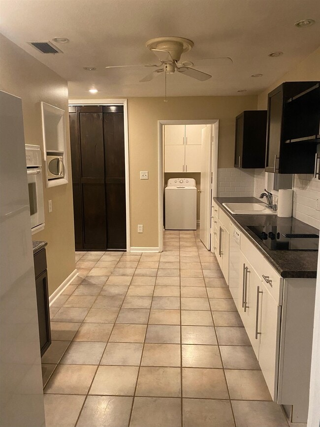 Foto del edificio - 7585 Skipper Ln