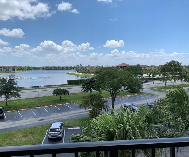 Foto del edificio - 13255 SW 9th Ct