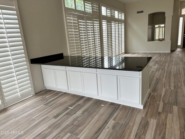 Foto del edificio - 7578 E Tuckey Ln