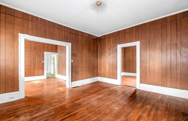 Foto del edificio - 2360 N Patterson Ave