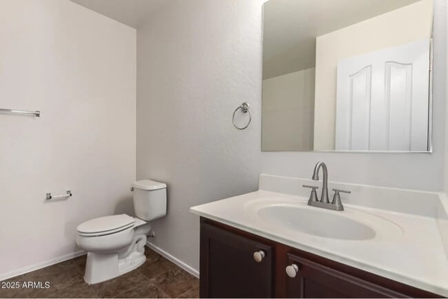 Building Photo - 1255 S Rialto