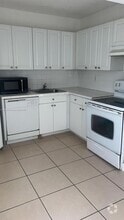 Building Photo - 4820 NW 9th Dr