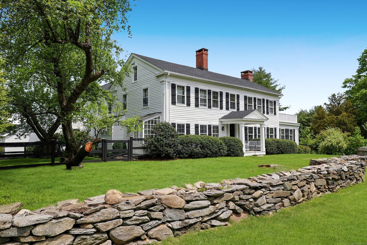 Foto principal - 274 Ridgefield Rd