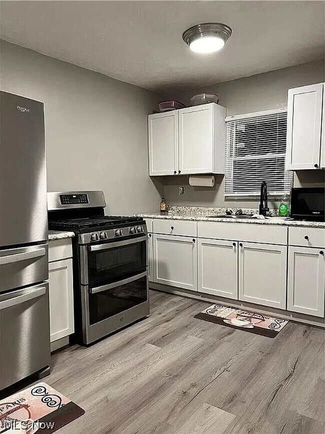 Foto del edificio - 4309 E 142nd St