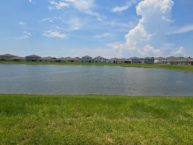 Building Photo - 5668 Hawks Cay St