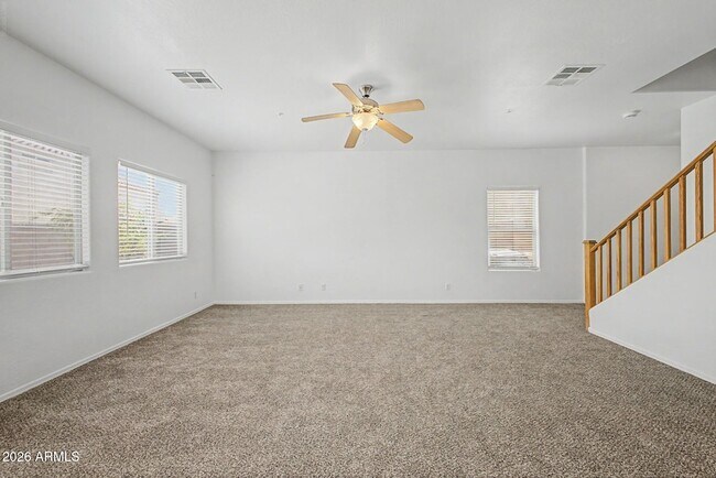 Foto del edificio - 8770 W Wood Dr
