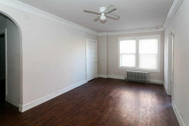 Building Photo - 6748 S Ashland Ave