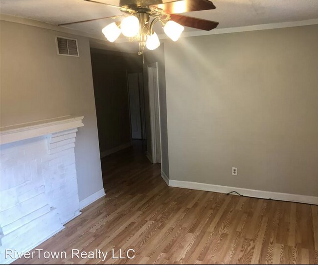 Building Photo - 3 br, 1 bath House - 3589 Douglas Ave