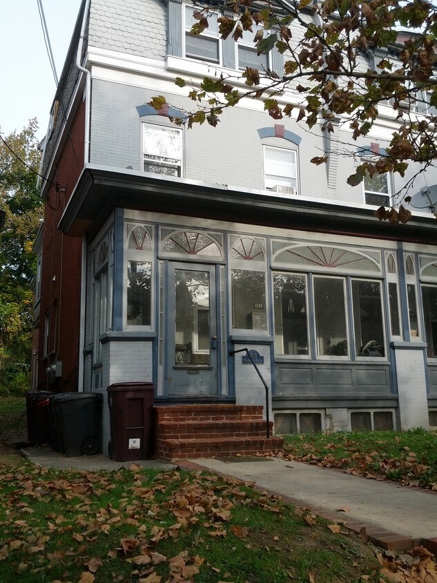 1805 Washington St Unit 3, Wilmington, DE 19802 Apartment for Rent in