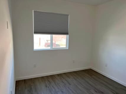 Building Photo - 7540 Cozycroft Ave