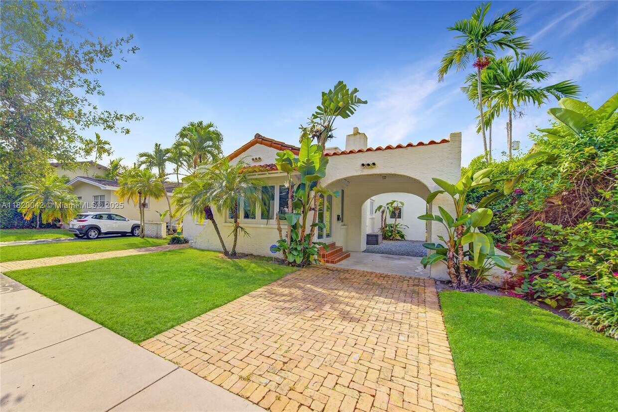 Foto principal - 1212 Medina Ave