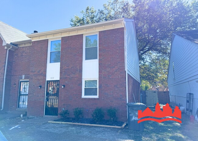 Foto del edificio - 5555 Blossom Ln