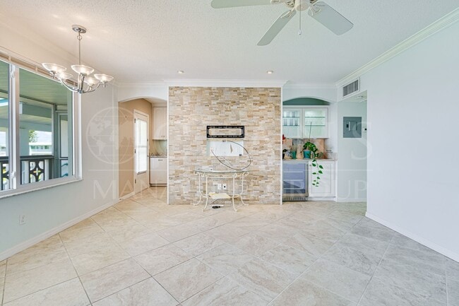 Building Photo - Riverfront Two Bedroom Condo