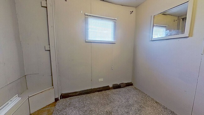 Building Photo - Mobile Home