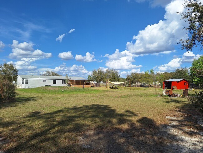 Foto del edificio - 4452 Roundup Dr