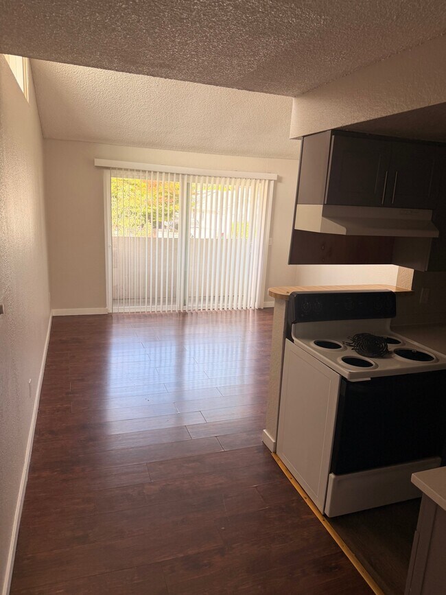 Foto del edificio - 10836 1st Ave SW