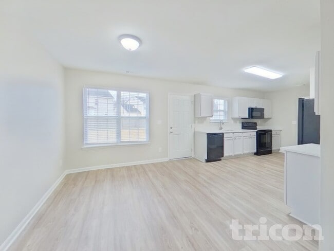 Foto del edificio - 7117 Roaming Path Ct