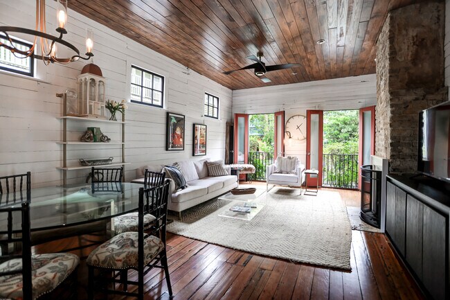 Foto del edificio - 266 Ashley Ave
