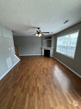 Building Photo - 2345 Vineyard Dr