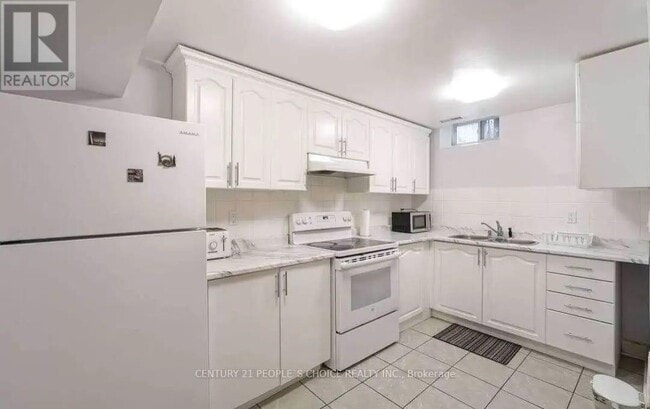 Building Photo - 57 Aldersgate Dr