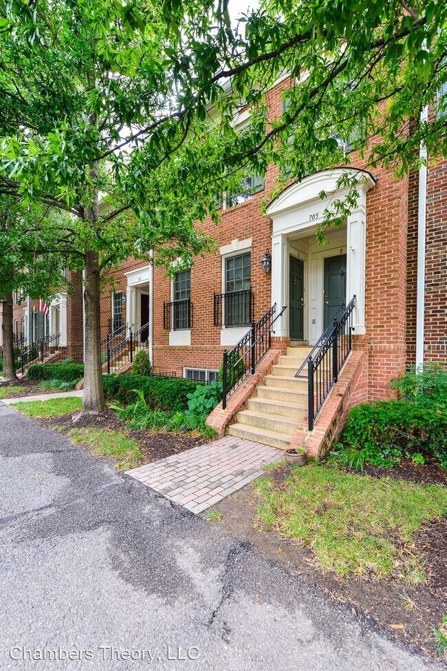 Foto del edificio - 2 br, 2 bath House - 705B Massey Ln.