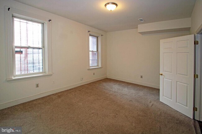 Foto del edificio - 1443 E Capitol St SE