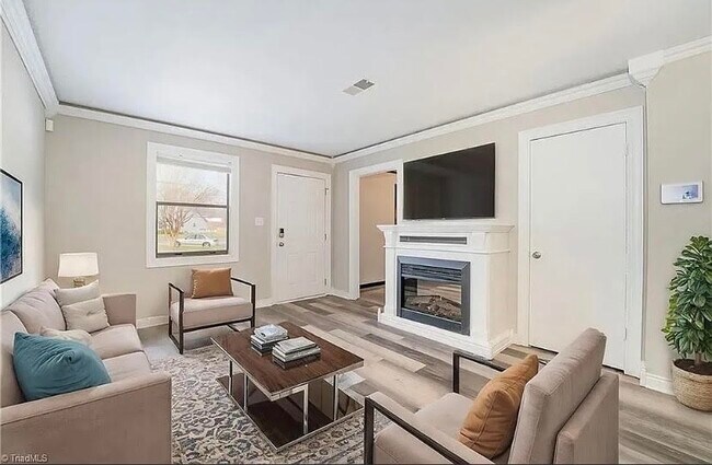 Foto del edificio - 1620 Windsong Ct