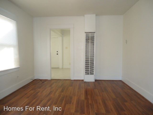Building Photo - 1 br, 1 bath House - 297 S. E St.
