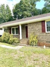 Building Photo - 96 Clifton Dr