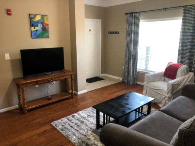 Building Photo - 303 Helen Keller Blvd