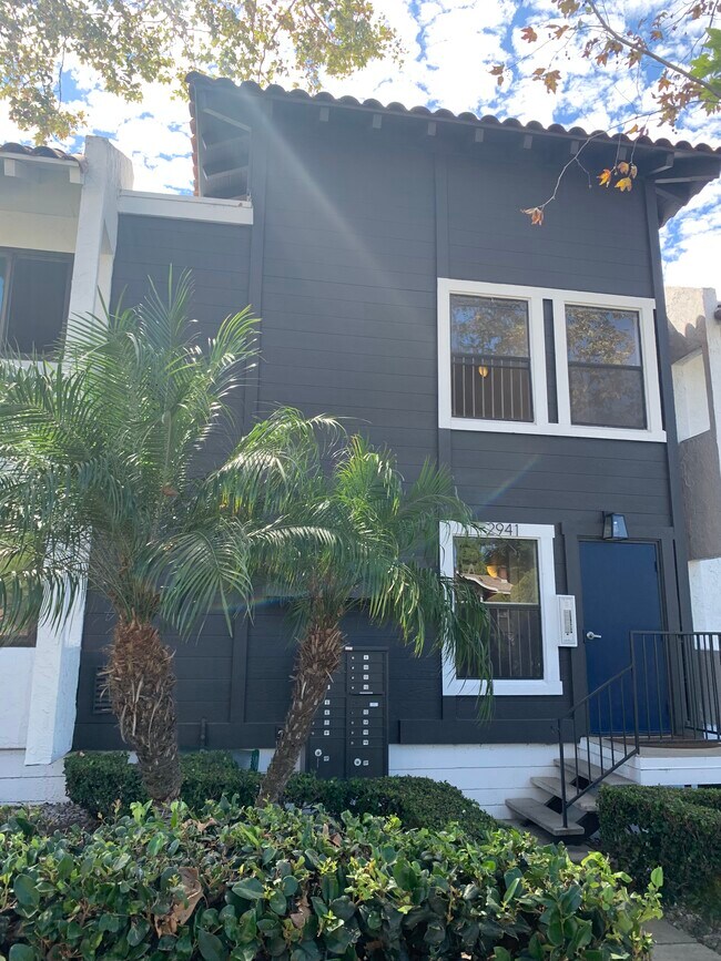Building Photo - 2941 C St