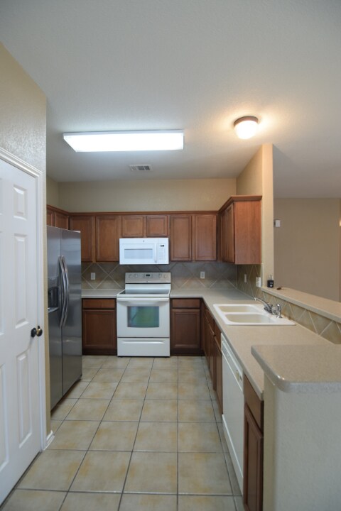 Building Photo - 7115 Rickey Dr
