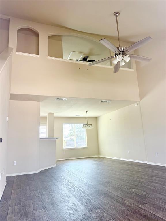Foto del edificio - 12717 Carillon Way