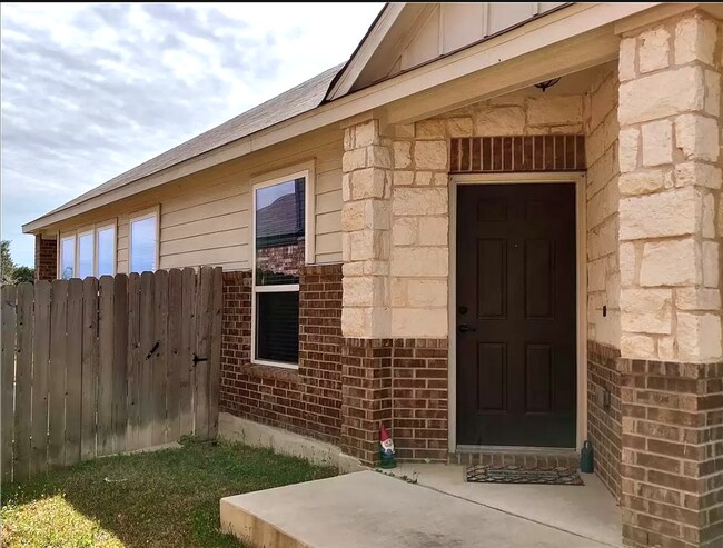 Foto del edificio - 3451 Mayfield Ranch Blvd