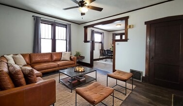 Building Photo - 1316 3rd Ave N