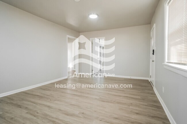 Building Photo - 1627 N Atlanta Ct