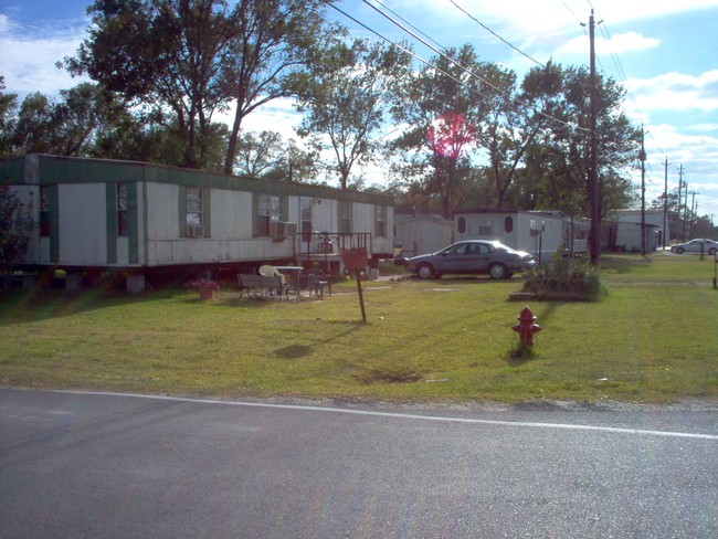 Foto del edificio - Manny's Mobile Home Park